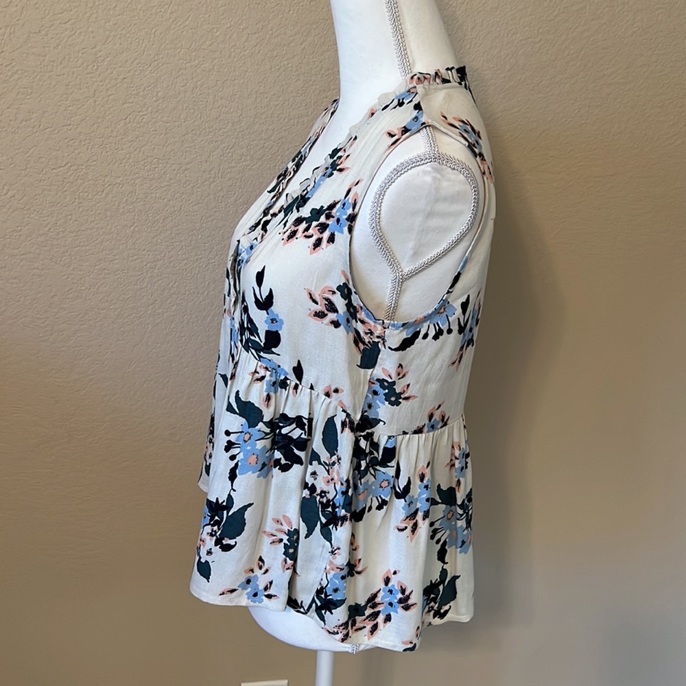 Lucky Brand Floral Baby Doll Blouse - Picture 4 of 12